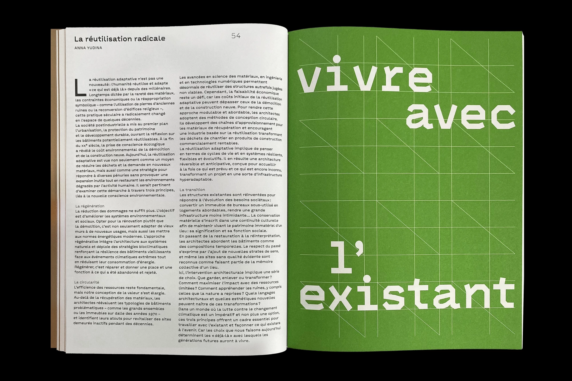 Léo Grunstein - Vivre avec Living with, La Biennale di Venezia — Pavillon français de la 19e Biennale internationale d’architecture de Venise<br>Flammarion, Édition, Affiche, Identité, Signalétique, 2025